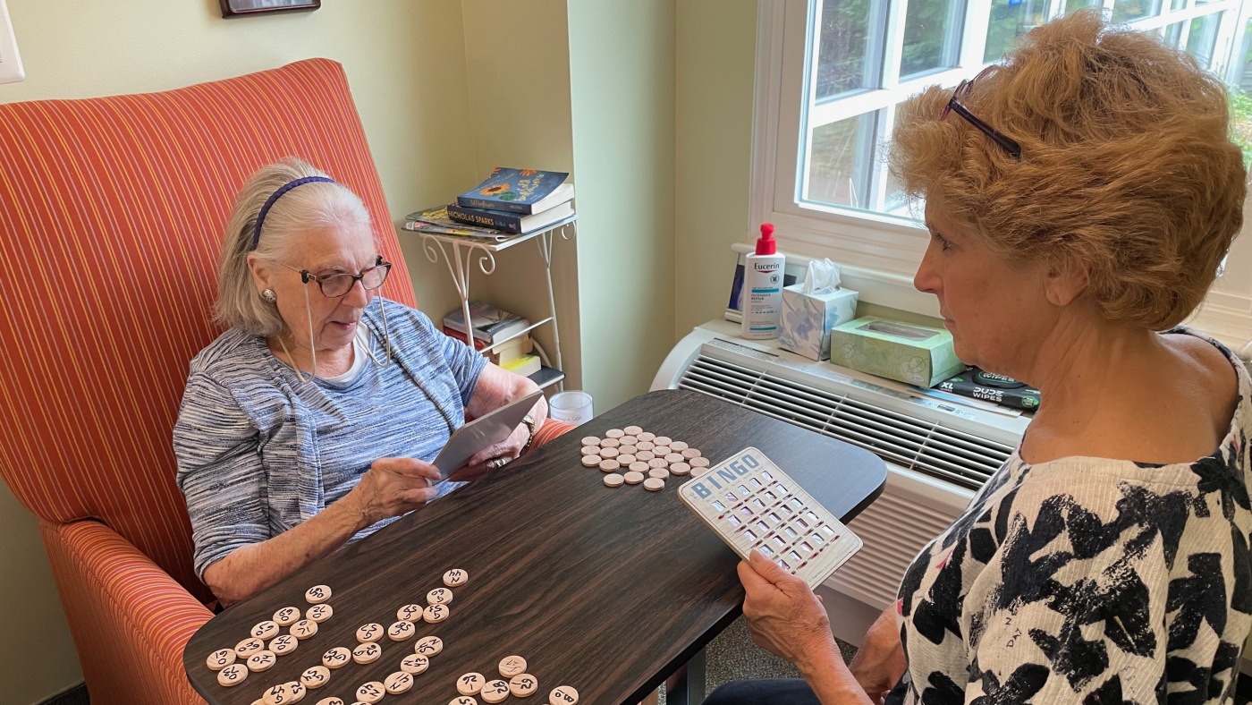 Dementia care without locked doors? Inclusion is becoming more common : Shots