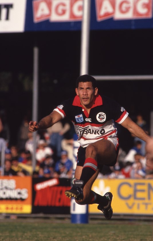 Noel Solomon helped the Bears to consecutive reserve grade titles in 1991-92.