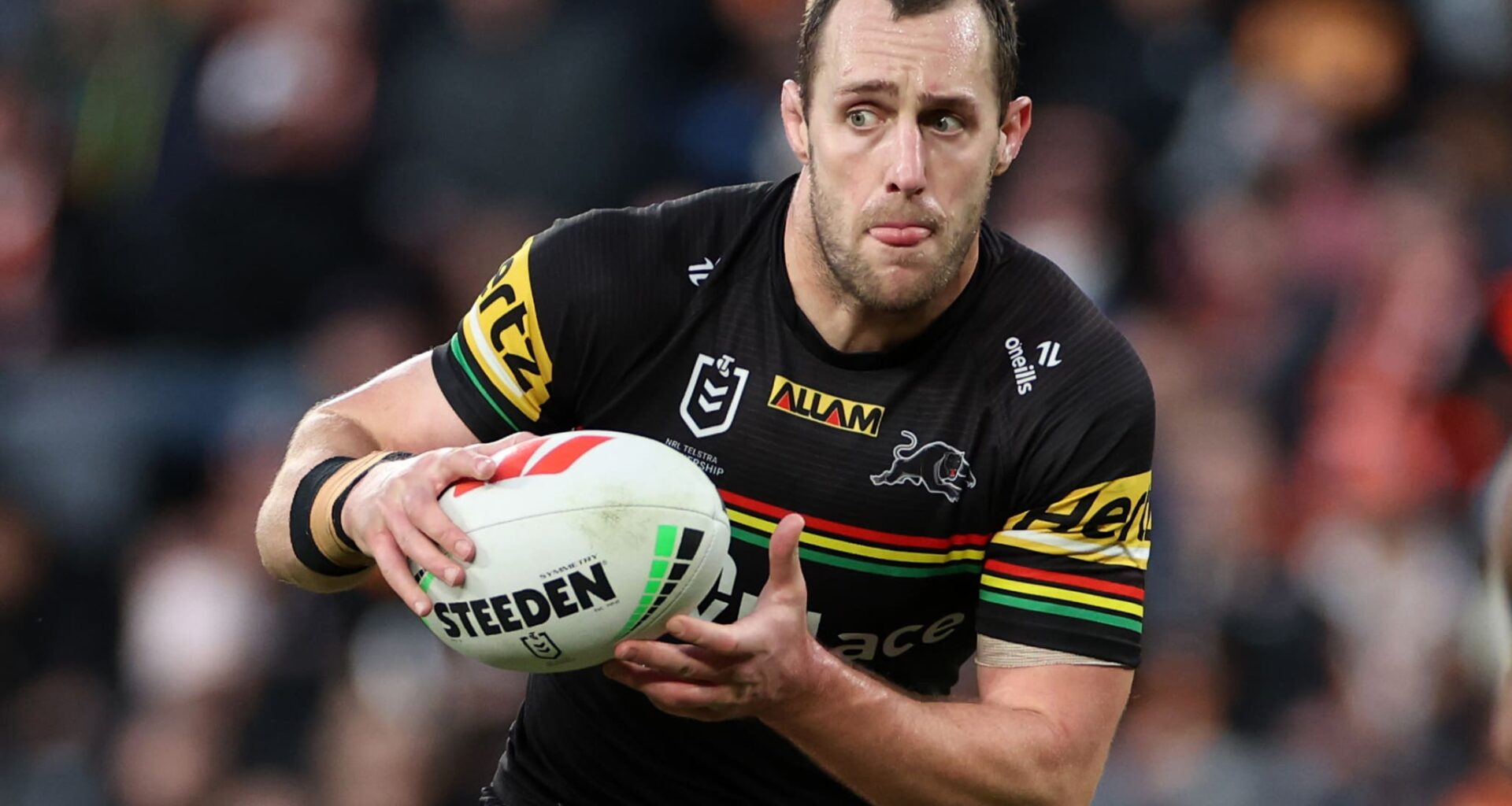 "Breath of fresh air": Yeo speaks on Panthers squad refresh for 2026 - NRL News
