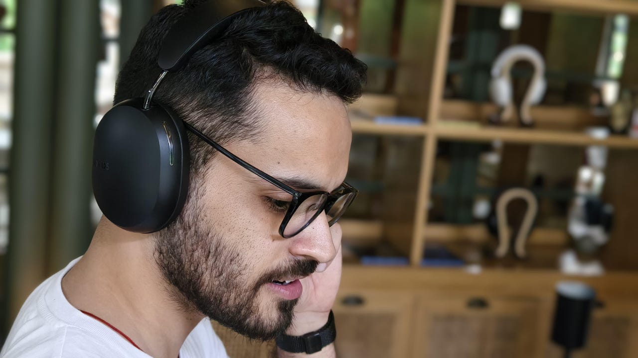 Prakhar Khanna wearing the Sonos Ace headphones.