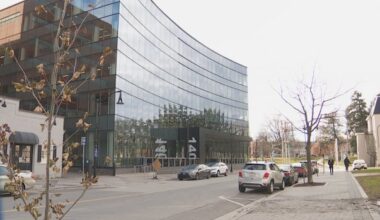 N.B. pension fund managers accused of costing tech investors millions