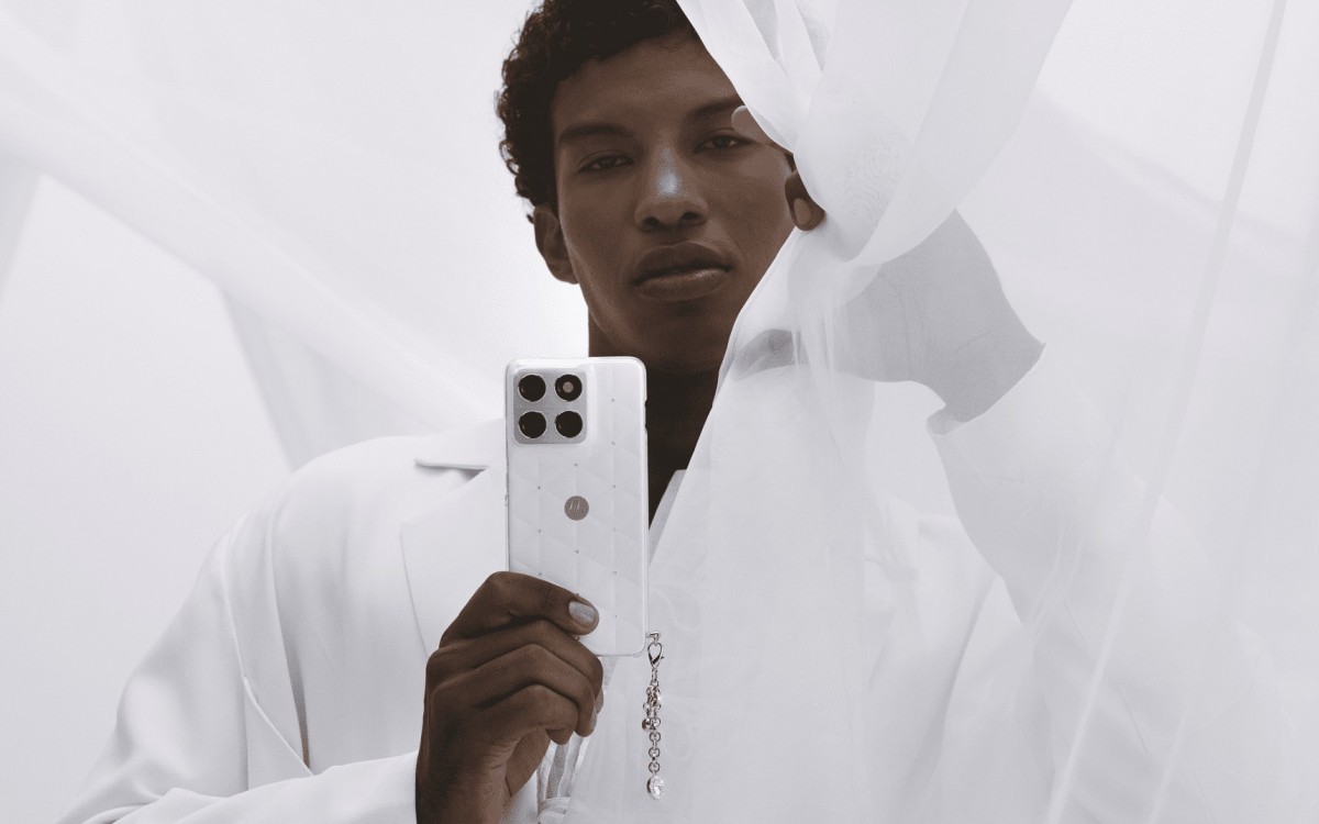 Motorola unveils special edition Edge 70 with Swarovski crystals