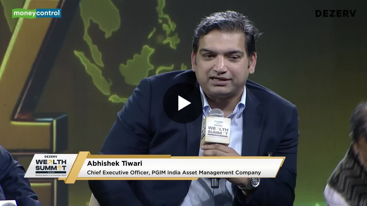 #WATCH | 🌍📈 Global Opportunities, One Portfolio “If you think from a global dominant portfolio perspective, there are larger opportunities in the US, strong opportunities in India with volatility, and very secular opportunities in countries like Korea and Brazil,” sa - LinkedIn