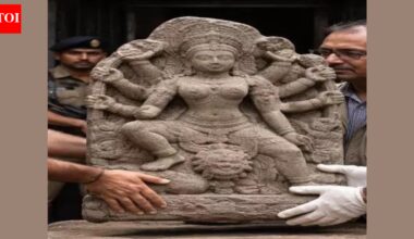 Jammu and Kashmir: Fisherman recovers stone sculpture of goddess from Jhelum | India News
