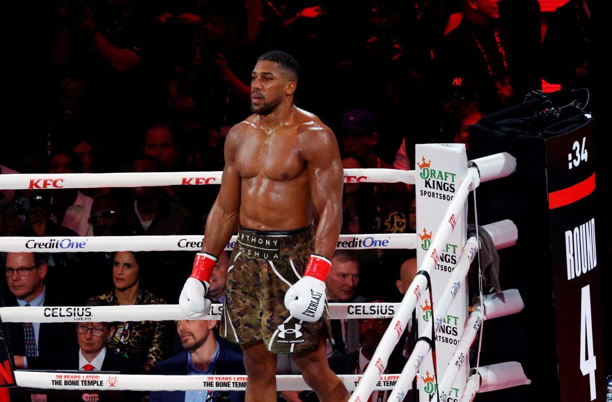 Boxer Anthony Joshua injured in crash that killed two friends