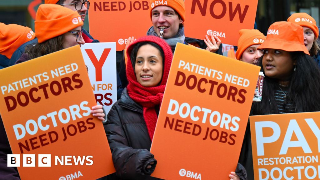 Doctors return to work in England after five-day strike