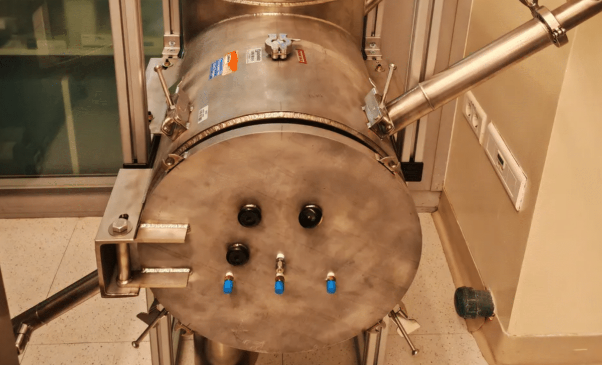 26 Resilient Microbes Found In Nasa Cleanrooms Spark New Fears Of Mars Contamination