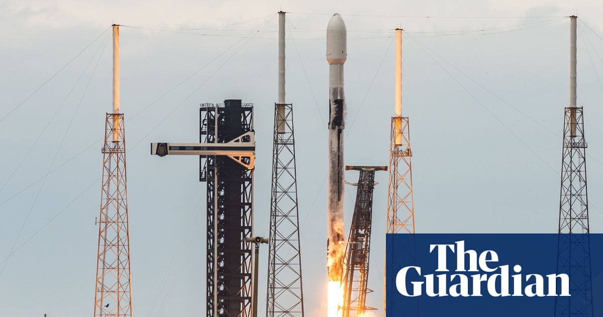 Elon Musk’s SpaceX ‘preparing for flotation that could value it at over $1tn’ | SpaceX