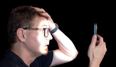 How to enable Expanded dark mode on a Google Pixel phone