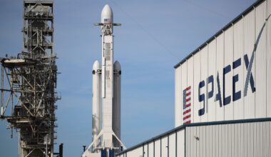 SpaceX to launch $1.5 trillion listing next year