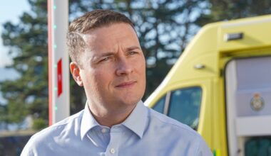 Flu admissions start to fall, but NHS ‘not out of woods yet’