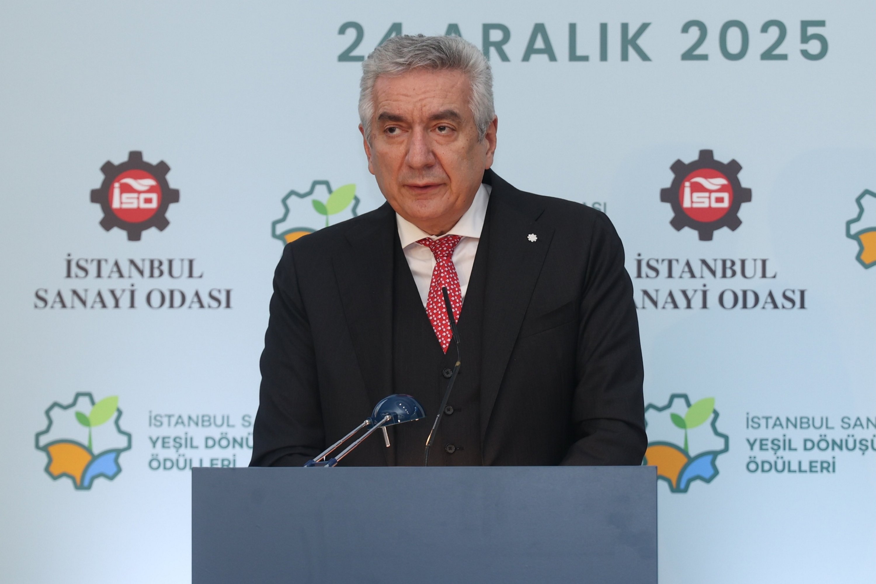 ISO Chair Erdal Bahçıvan speaks at an assembly meeting, Istanbul, Türkiye, Dec. 24, 2025. (AA Photo)