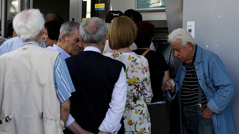 Which countries have the highest and lowest pensions in Europe?