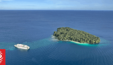 Stranded passengers to fly home from PNG after failed efforts to free Coral Adventurer