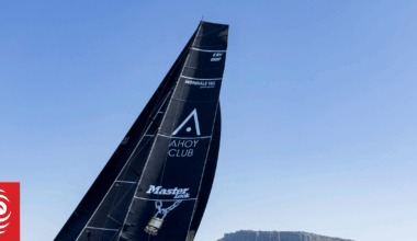 Master Lock Comanche wins Sydney-Hobart ocean race for fifth time
