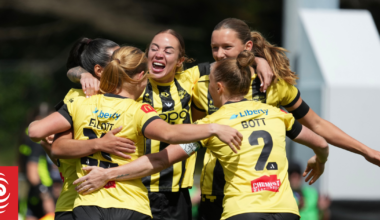 Wellington Phoenix claim biggest win with rout of Sydney FC