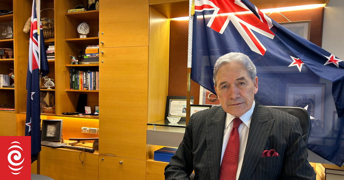 Winston Peters offers advice to anyone thinking of rolling a Prime Minister