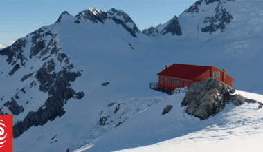 Ice avalanche likely killed Aoraki/Mount Cook climbers - police