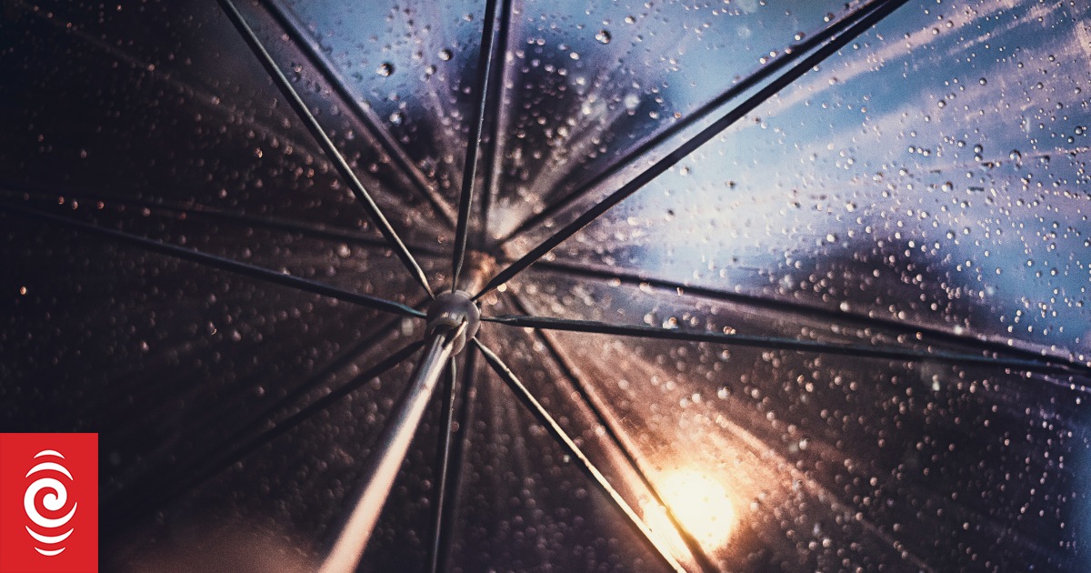 Weather: Rainfall of up to 100mm, severe thunderstorms possible for South Island