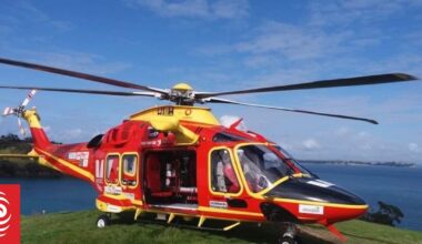 Struggle with cliffside rescue 'tip of the iceberg', firefighters says