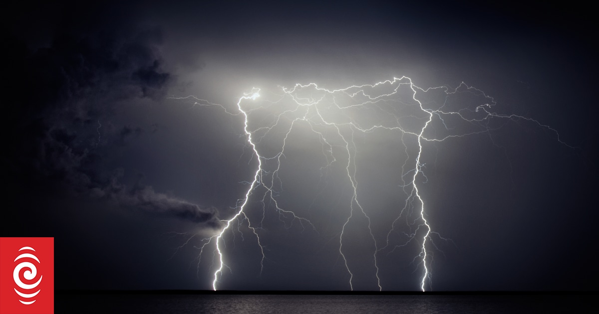 Severe thunderstorm warning for Dunedin region