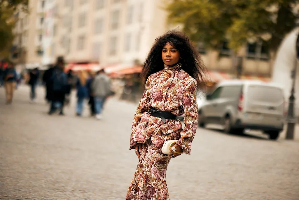 best haircuts and hairstyles for thin hair, woman with afro hair