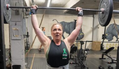 How I Use Deload Weeks to Build Muscle and Beat Weight Training Plateaus