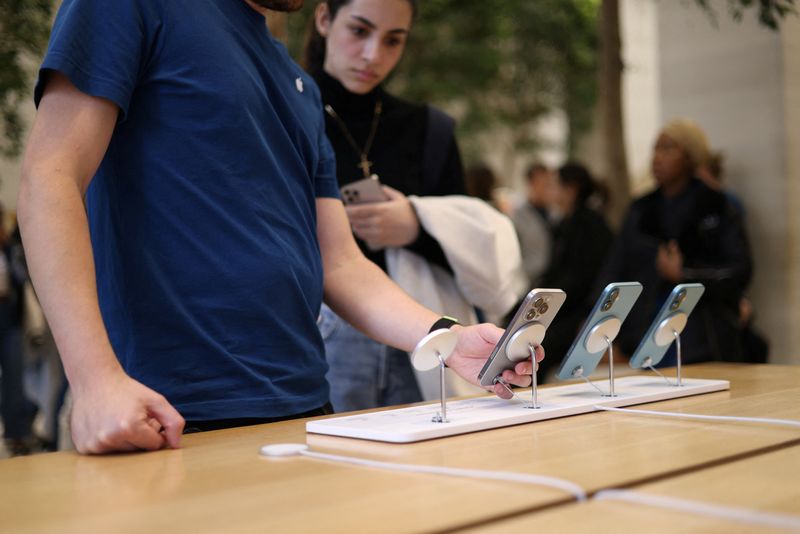 Rising chip costs to push global smartphone shipments down in 2026, Counterpoint says