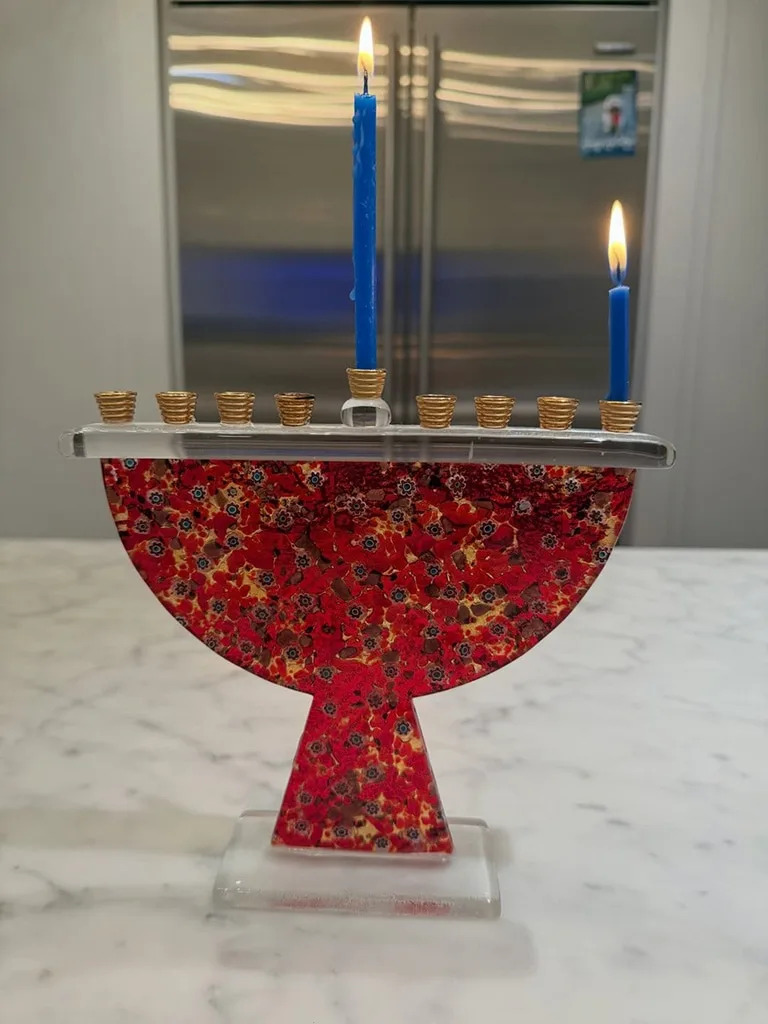 <p>Debra Messing</p>