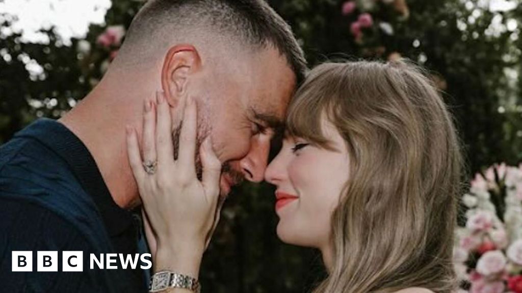 What Instagram caption did Taylor Swift use to announce her engagement?