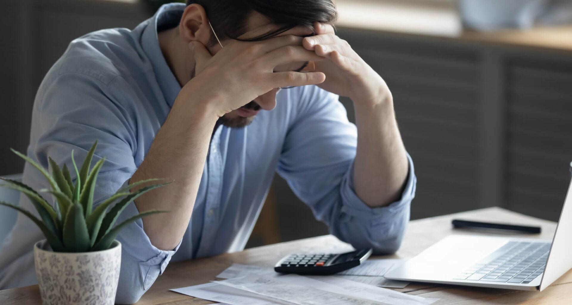 Financial Stress Linked To Heart Aging As Strongly As Major Medical Conditions, AI Study Finds