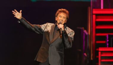 Barry Manilow reveals lung cancer diagnosis, will undergo surgery