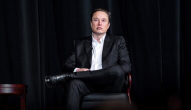 Forbes Says Musk Becomes World’s First $600bn Person