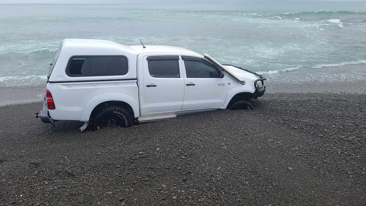 Toyota Hilux driver fleeing police along Awatoto beach arrested after ute stuck in sand