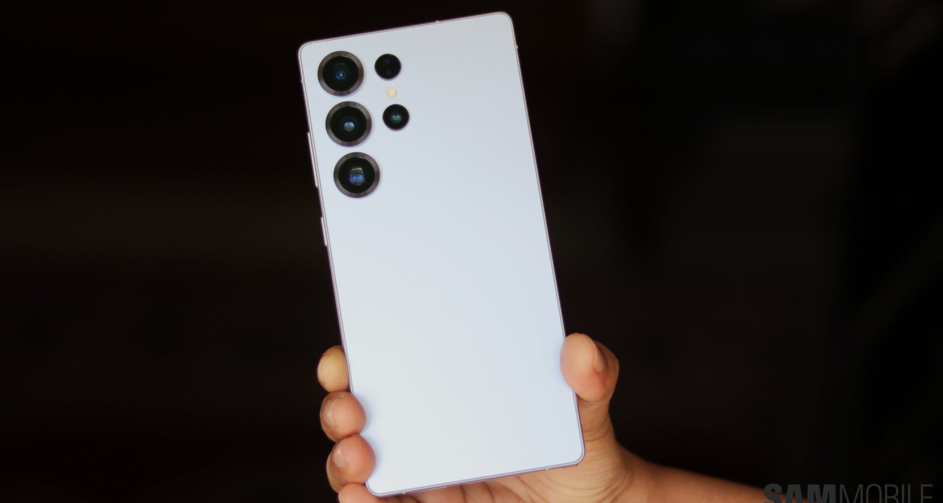 Samsung's holiday Galaxy S25 Ultra deal slashes $690 without trade-in