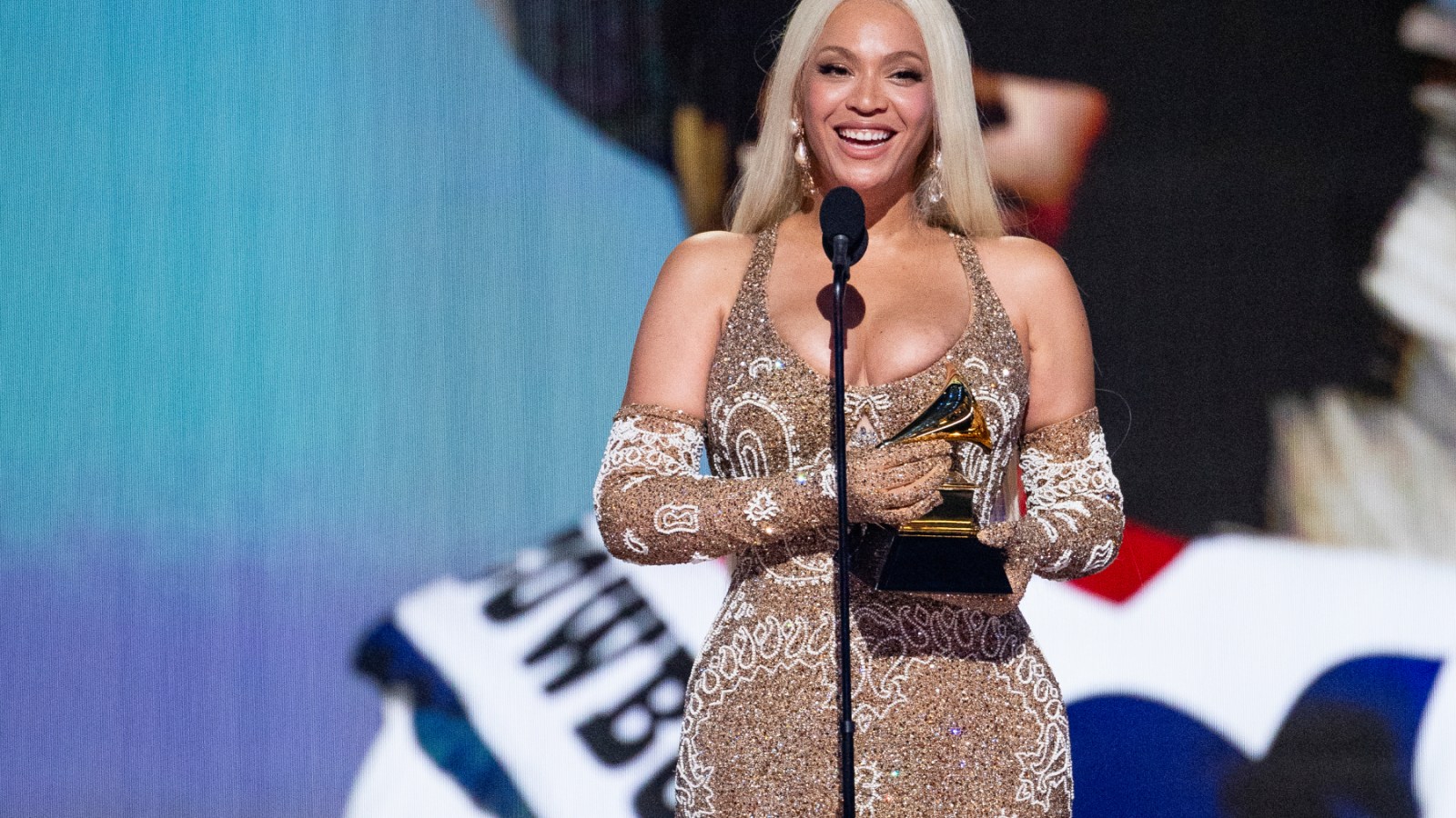 Beyonce Is Now a Billionaire