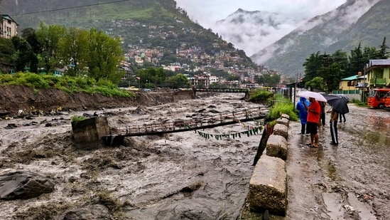 At least 69 people were killed, 37 were reported missing and 110 were injured as Himachal Pradesh gripped with deadly cloudbursts, flash floods and landslides throughout the monsoon season in 2025.(PTI)