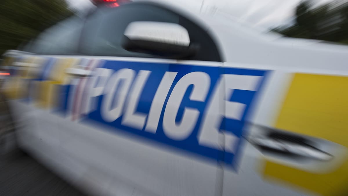 Far North police find firearm, meth and offensive weapon in stolen car