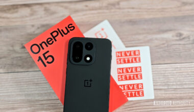 OnePlus 15 finally hits US stores with a giant battery- Android Authority