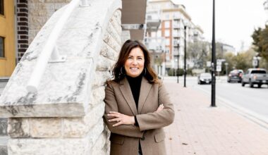 This advisor’s early-career tax mistake drives her to educate others about money