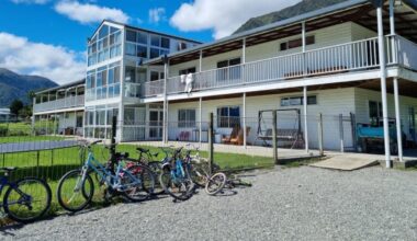 Gloriavale Christian School closure: Call for leavers to help families adapt