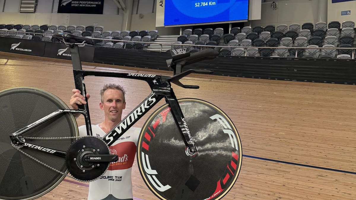 Whanganui cyclist Glenn Haden smashes national record for hour distance, sets masters world record