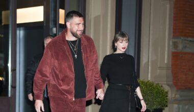 Taylor Swift’s mother set her up with Travis Kelce, documentary reveals