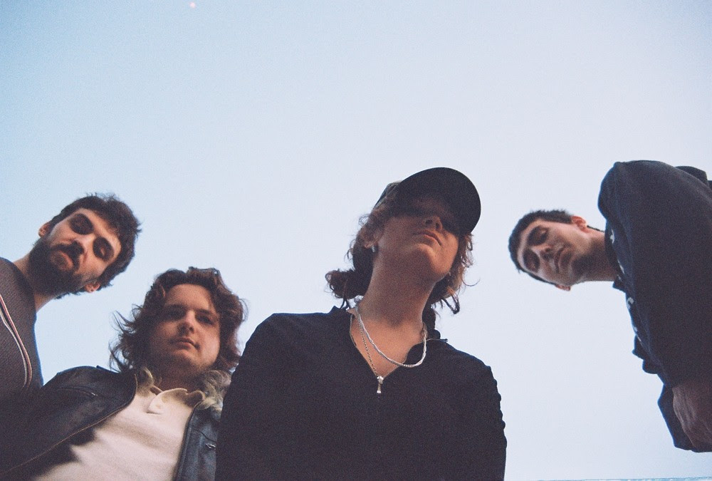 Robber Robber Cover Elvis Presley's "Suspicious Minds": Listen