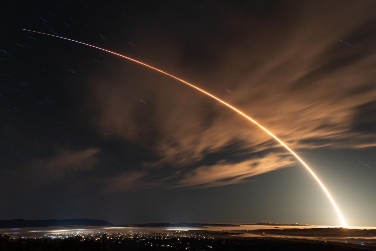 SpaceX adds 27 satellites to its growing Starlink internet constellation - upi.com