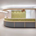 © Takumi Ota Photography Co., Ltd. Asoka Hospital South Wing / AIDAHO - Image 3 of 30