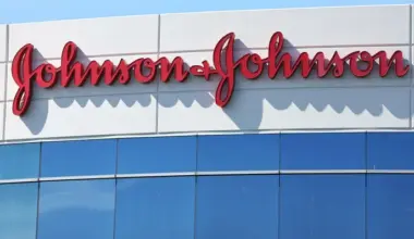 J&J’s US orthopedic leader leaves amid DePuy spinout process
