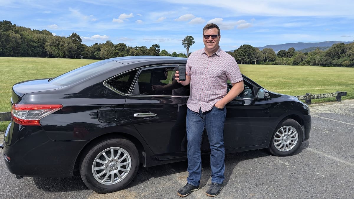 Uber rival aRide to launch with 1500 drivers and no surge pricing, says founder Daniel Lowe