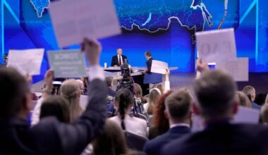In marathon year-end press conference, Putin looks back in anger