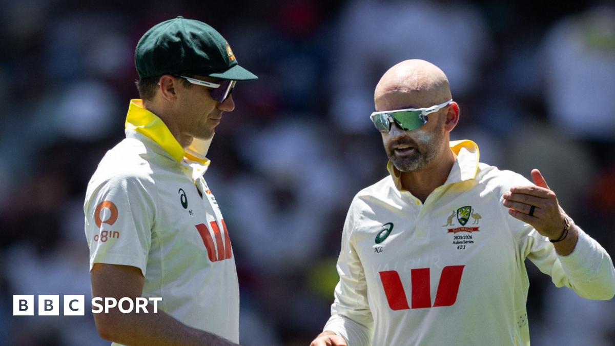 Pat Cummins and Nathan Lyon during the third Test